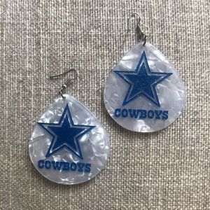 Dallas Cowboy earrings